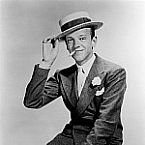 Testi di The Way You Look Tonight di Fred Astaire 